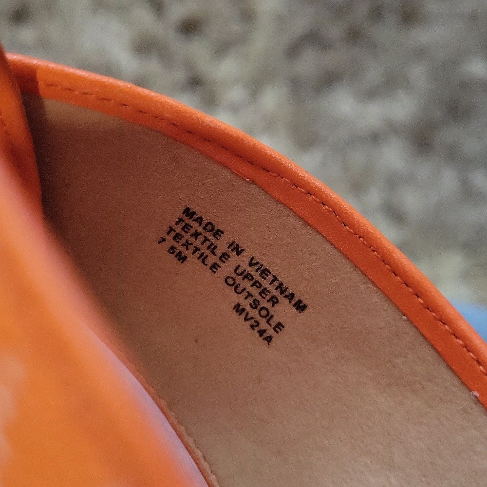 Michael Kors Orange Slide Sandals - Picture 4 of 4